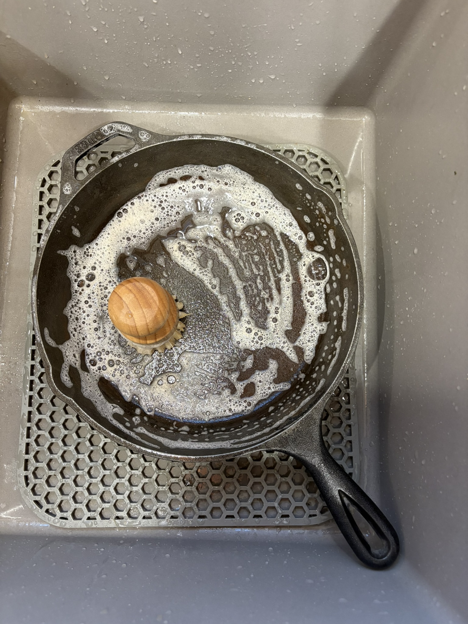 thick lather cuts through grease easily solid tallow dish soap